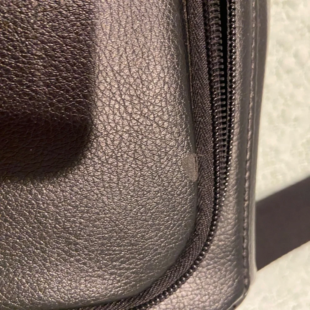 Brenthaven Black Laptop Case – Great Condition